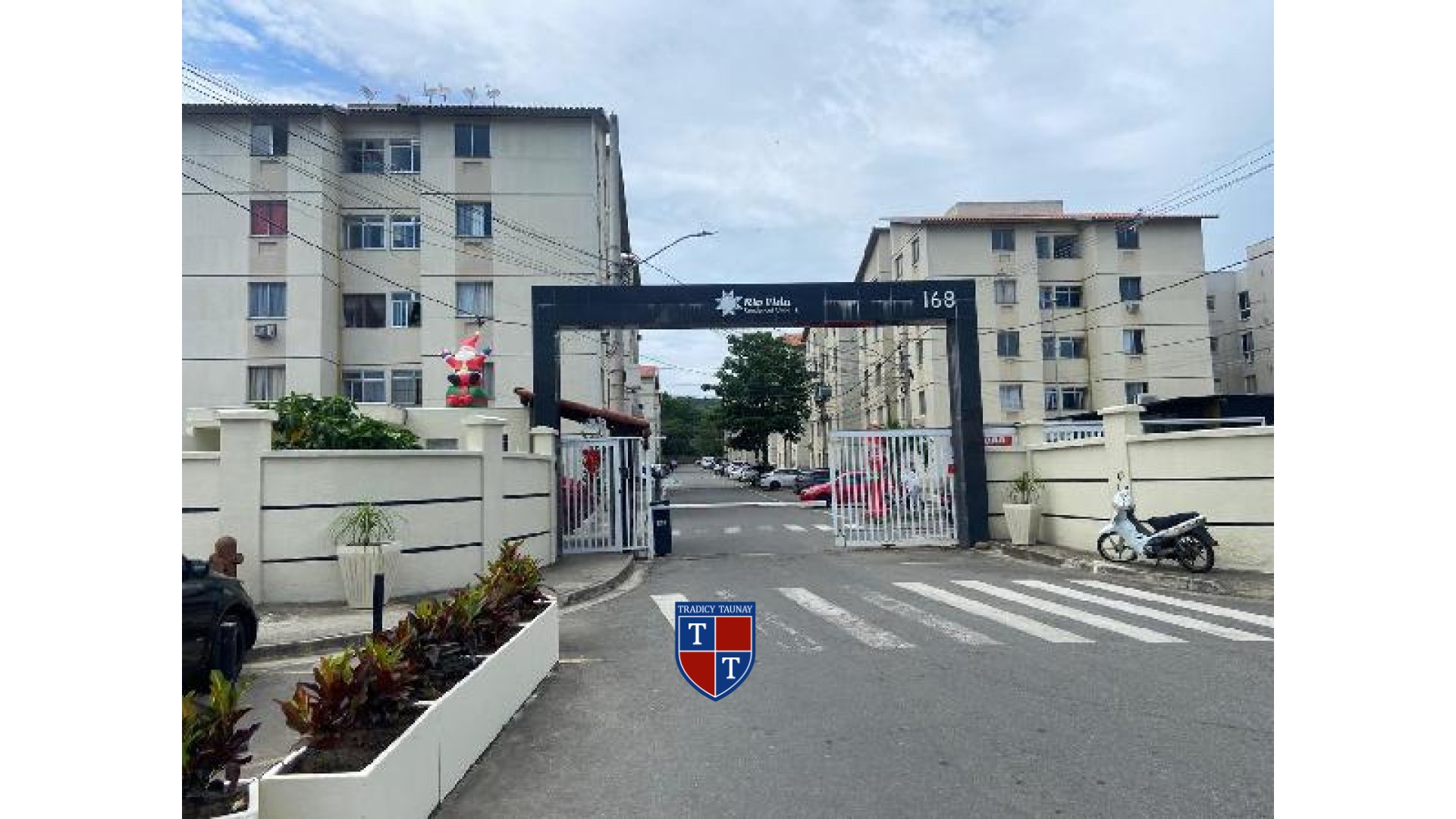 APARTAMENTO em SANTA CRUZ