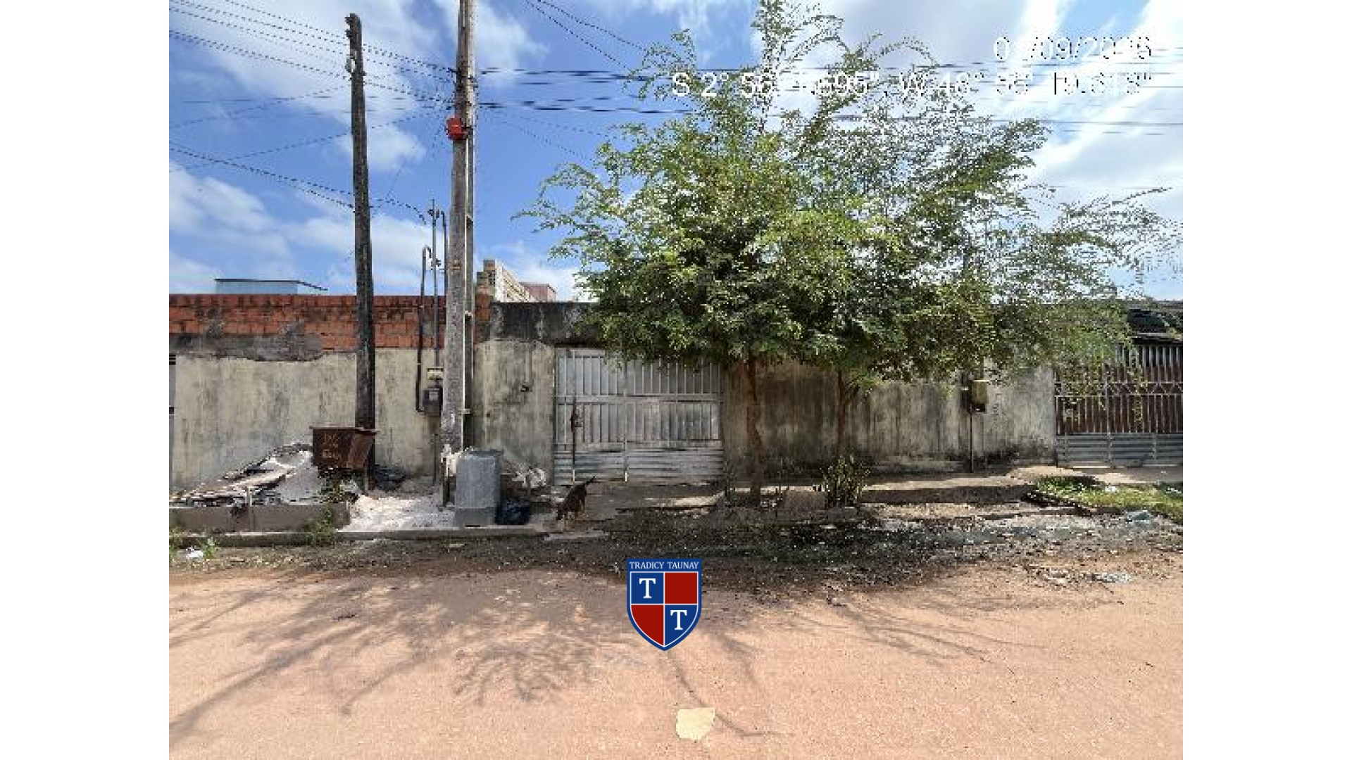 CASA em BAIRRO AEROPORTO