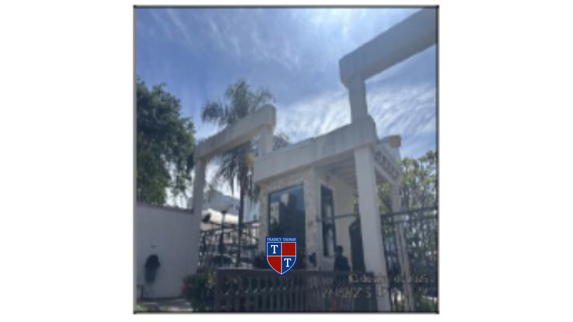 Foto 1 de APARTAMENTO em PARQUE DAS QUARESMEIRAS - Imóvel Retomado Caixa