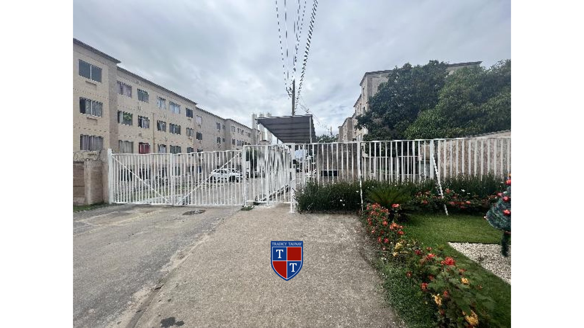 Foto 1 de APARTAMENTO em COSMOS - Imóvel Retomado Caixa