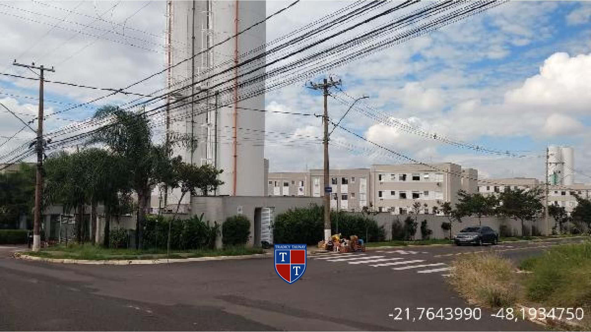 APARTAMENTO em JARDIM RESIDENCIAL PARAISO