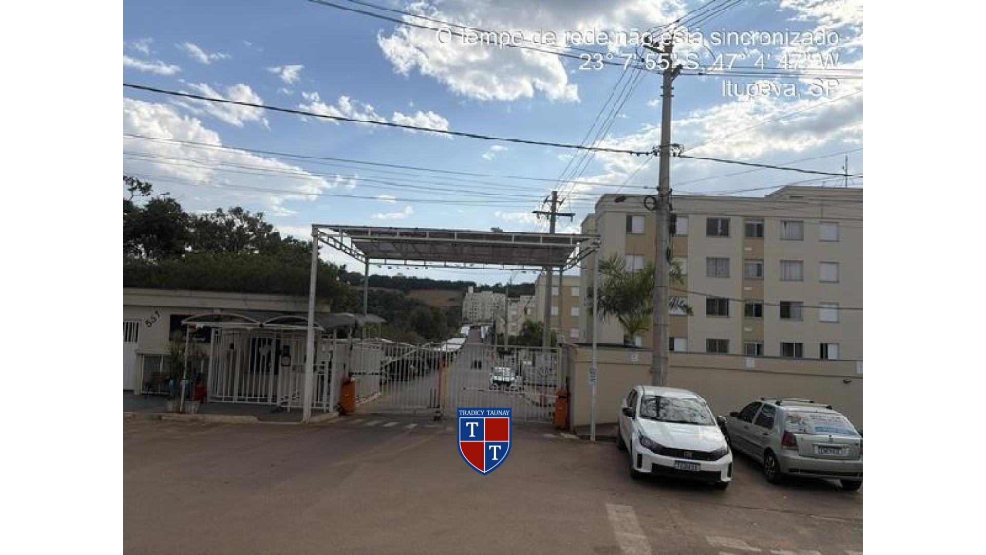 APARTAMENTO em MONTE SERRAT