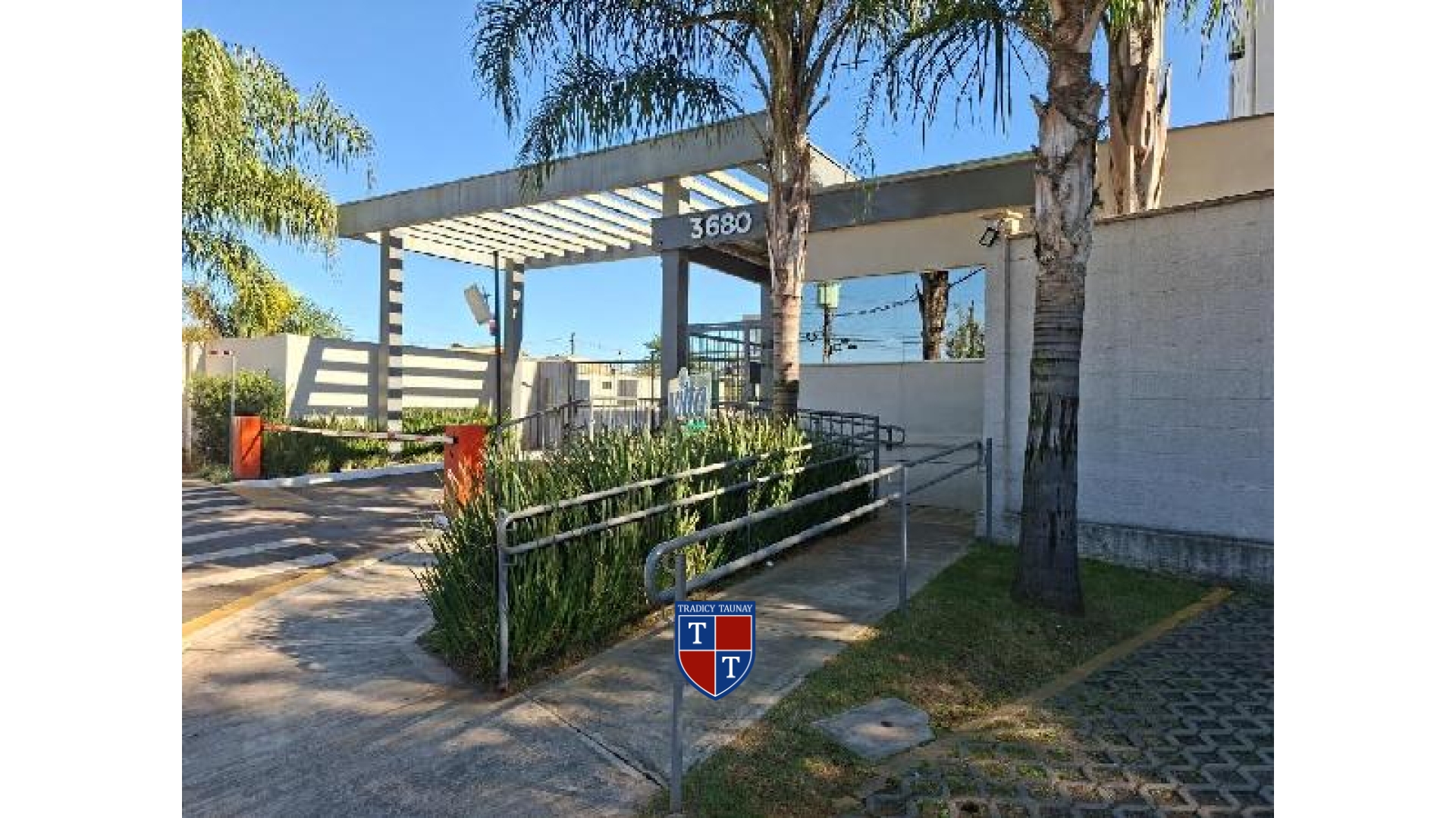 APARTAMENTO em CAMPESTRE