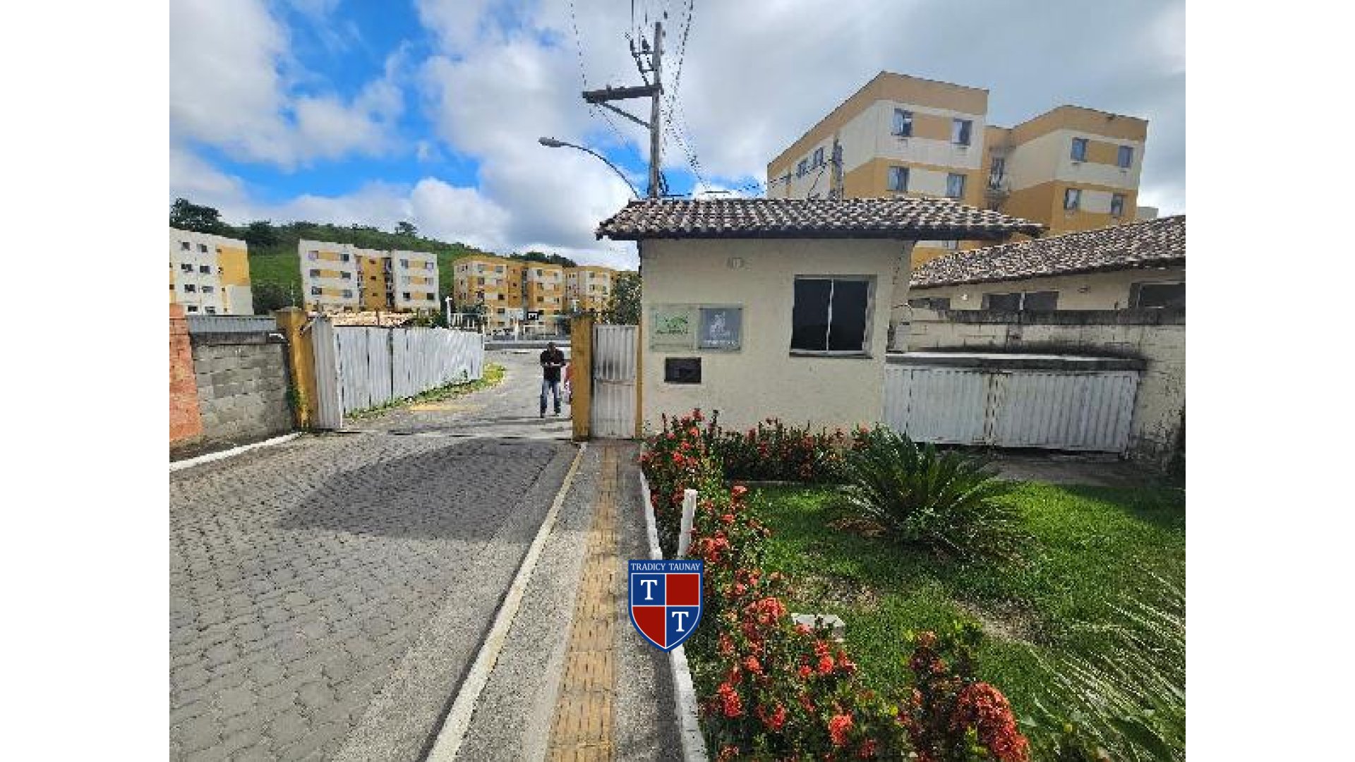 Foto 1 de APARTAMENTO em MONJOLOS - Imóvel Retomado Caixa