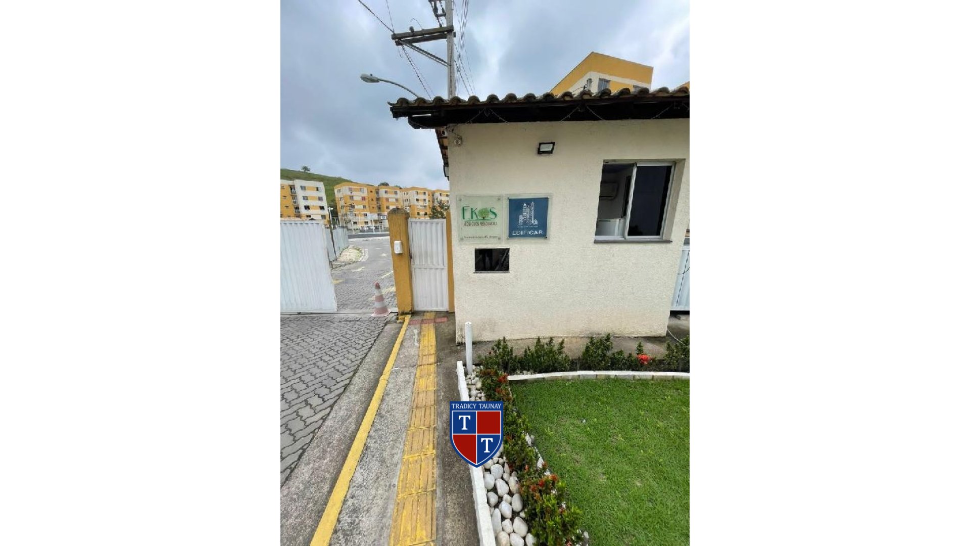 Foto 1 de APARTAMENTO em MONJOLOS - Imóvel Retomado Caixa