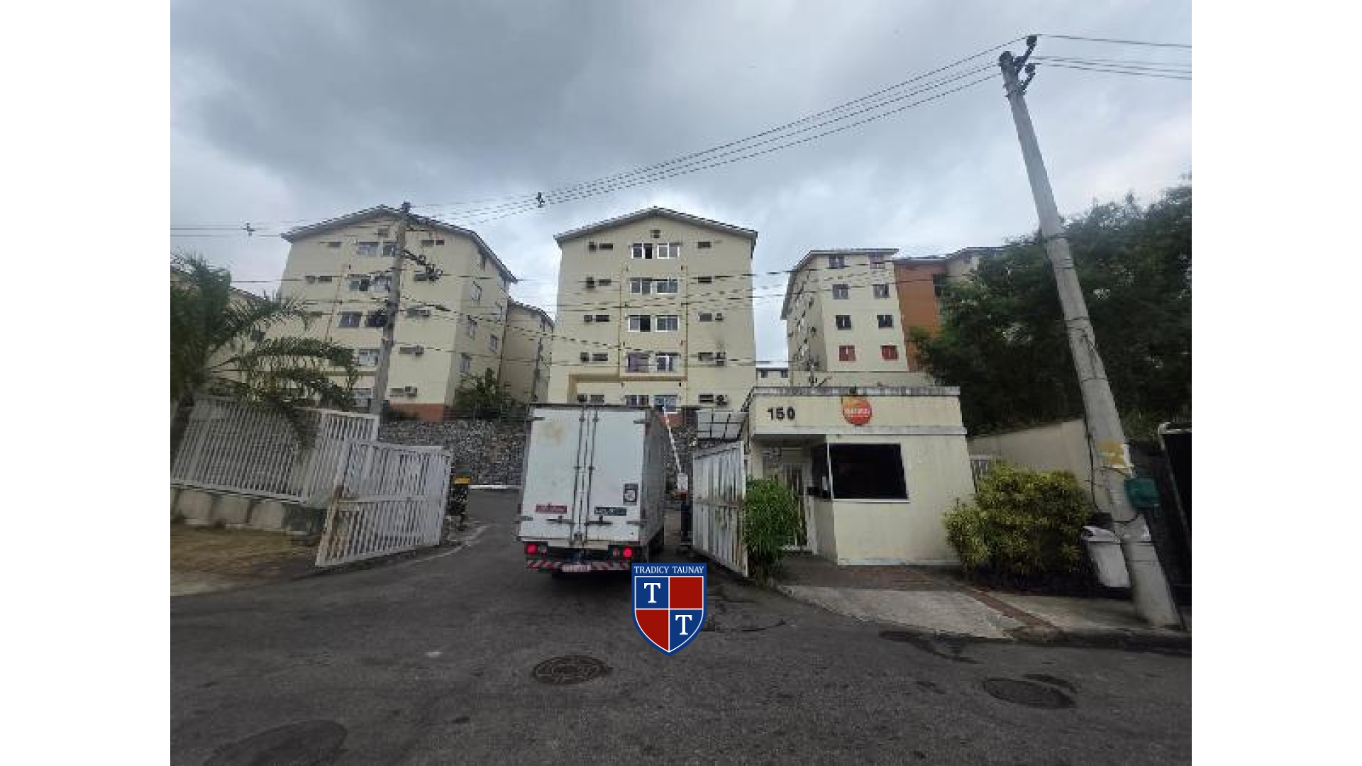 APARTAMENTO em TOMAS COELHO