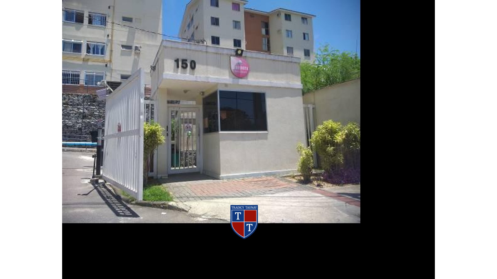 APARTAMENTO em TOMAS COELHO