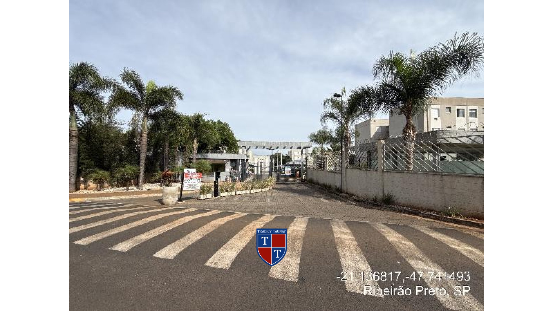 Foto 1 de APARTAMENTO em JARDIM DIVA TARLA DE CARVALHO - Imóvel Retomado Caixa
