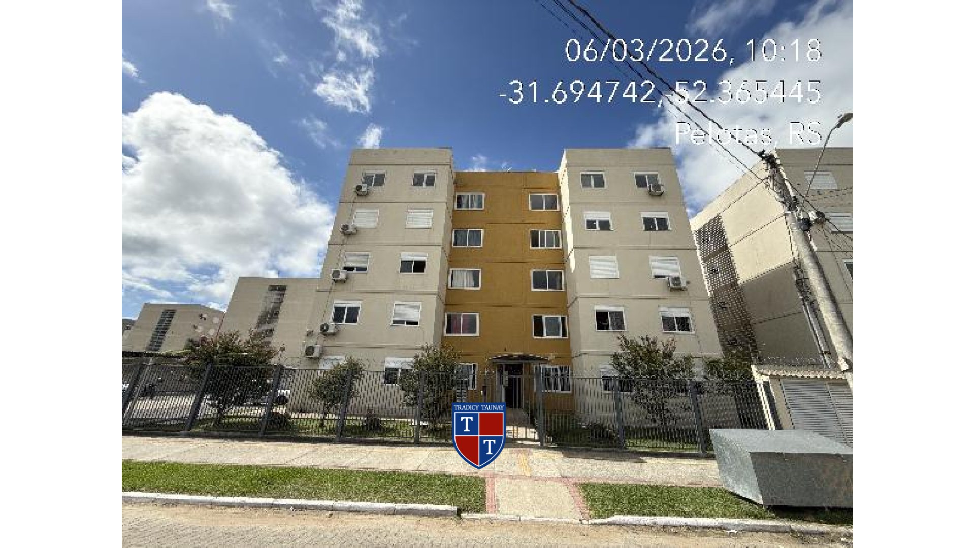 Foto 1 de APARTAMENTO em AREAL - Imóvel Retomado Caixa