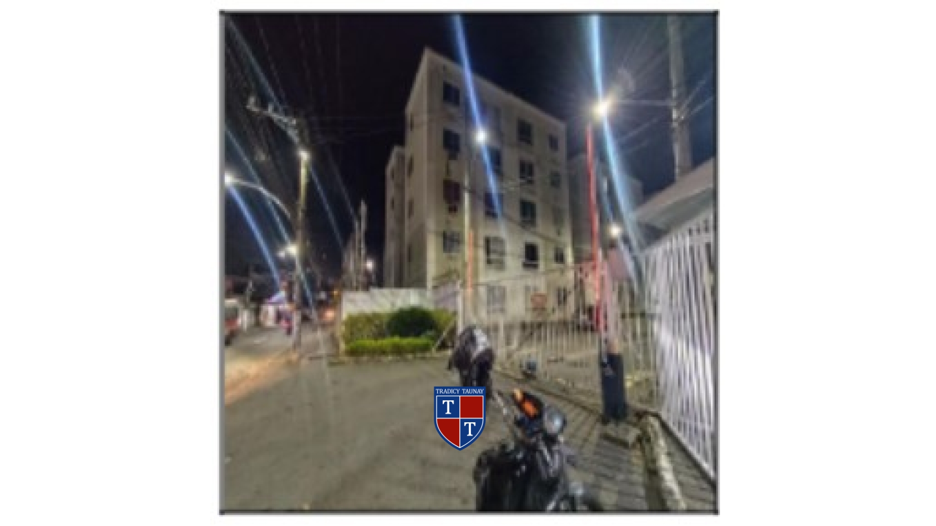 APARTAMENTO em SANTA CRUZ