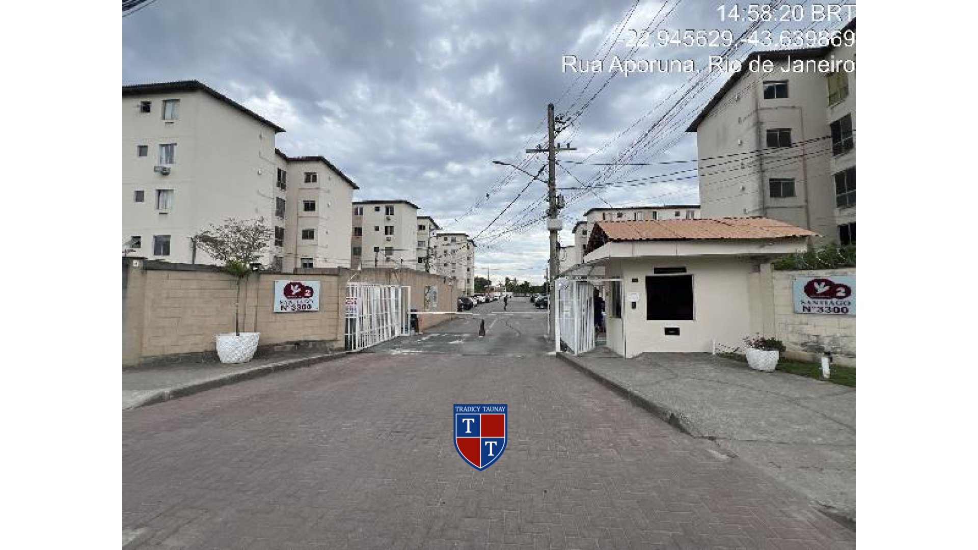 APARTAMENTO em SANTA CRUZ