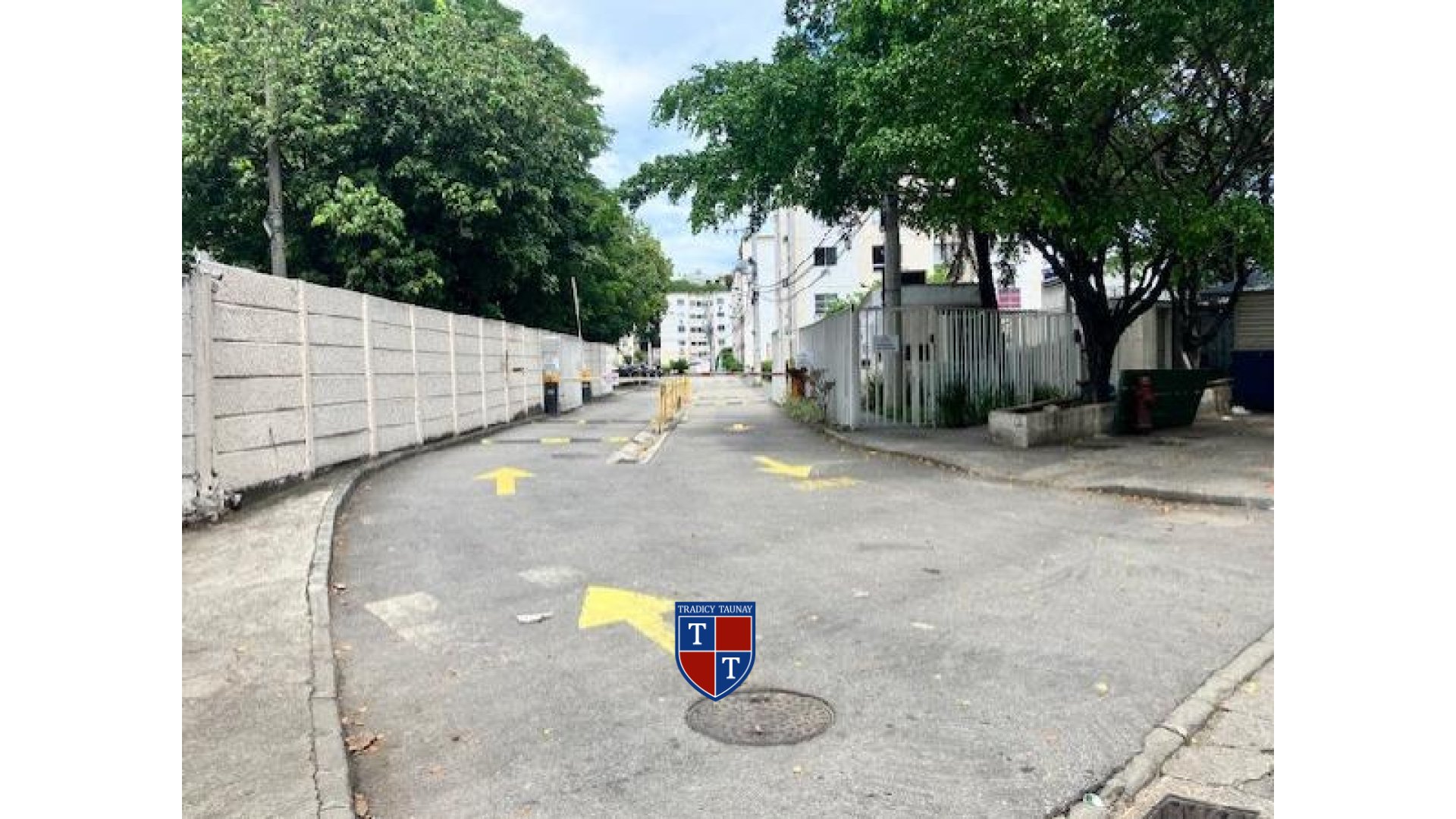 APARTAMENTO em BONSUCESSO