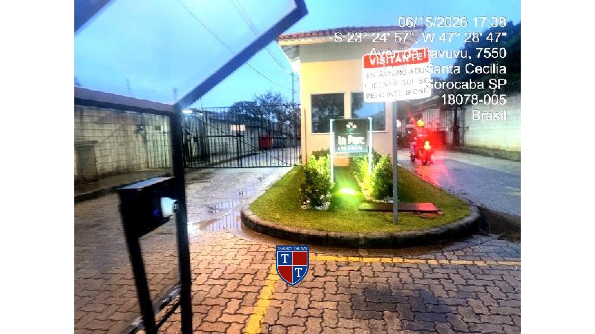 Foto 1 de APARTAMENTO em JARDIM SANTA CECILIA - Imóvel Retomado Caixa