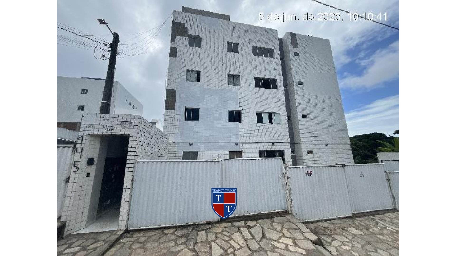 Foto 1 de APARTAMENTO em MUCUMAGRO - Imóvel Retomado Caixa