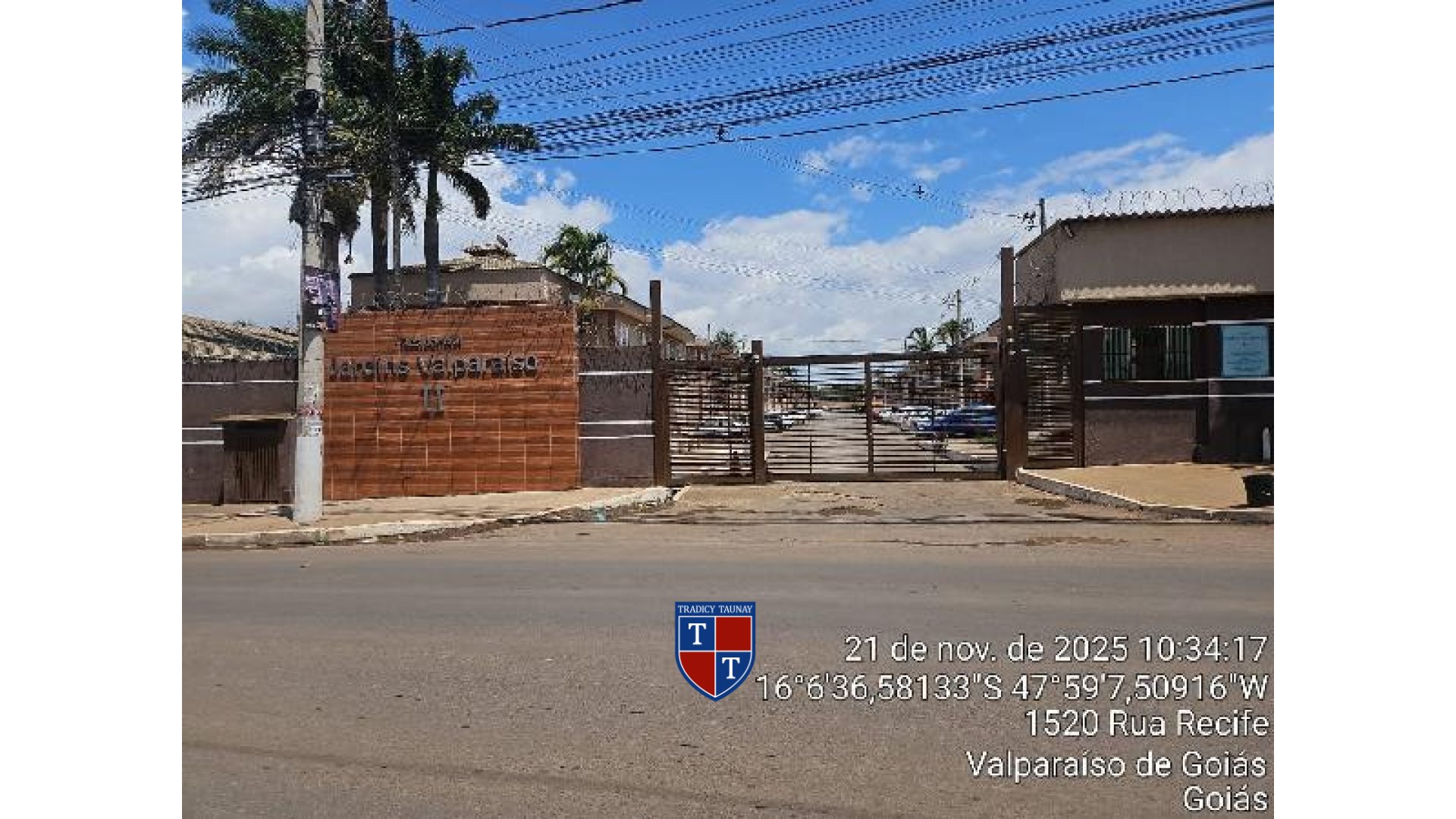 Foto 1 de APARTAMENTO em CHACARAS E MANSOES SANTA MARIA - Imóvel Retomado Caixa