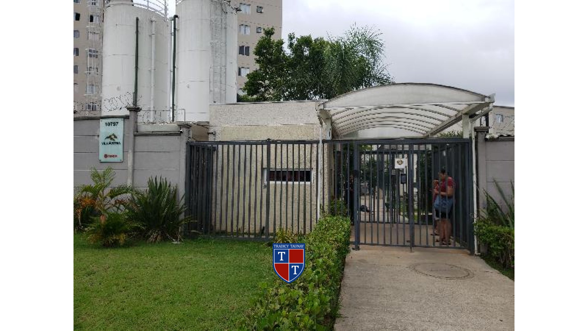 Foto 1 de APARTAMENTO em JARDIM PANAMERICANO - Imóvel Retomado Caixa