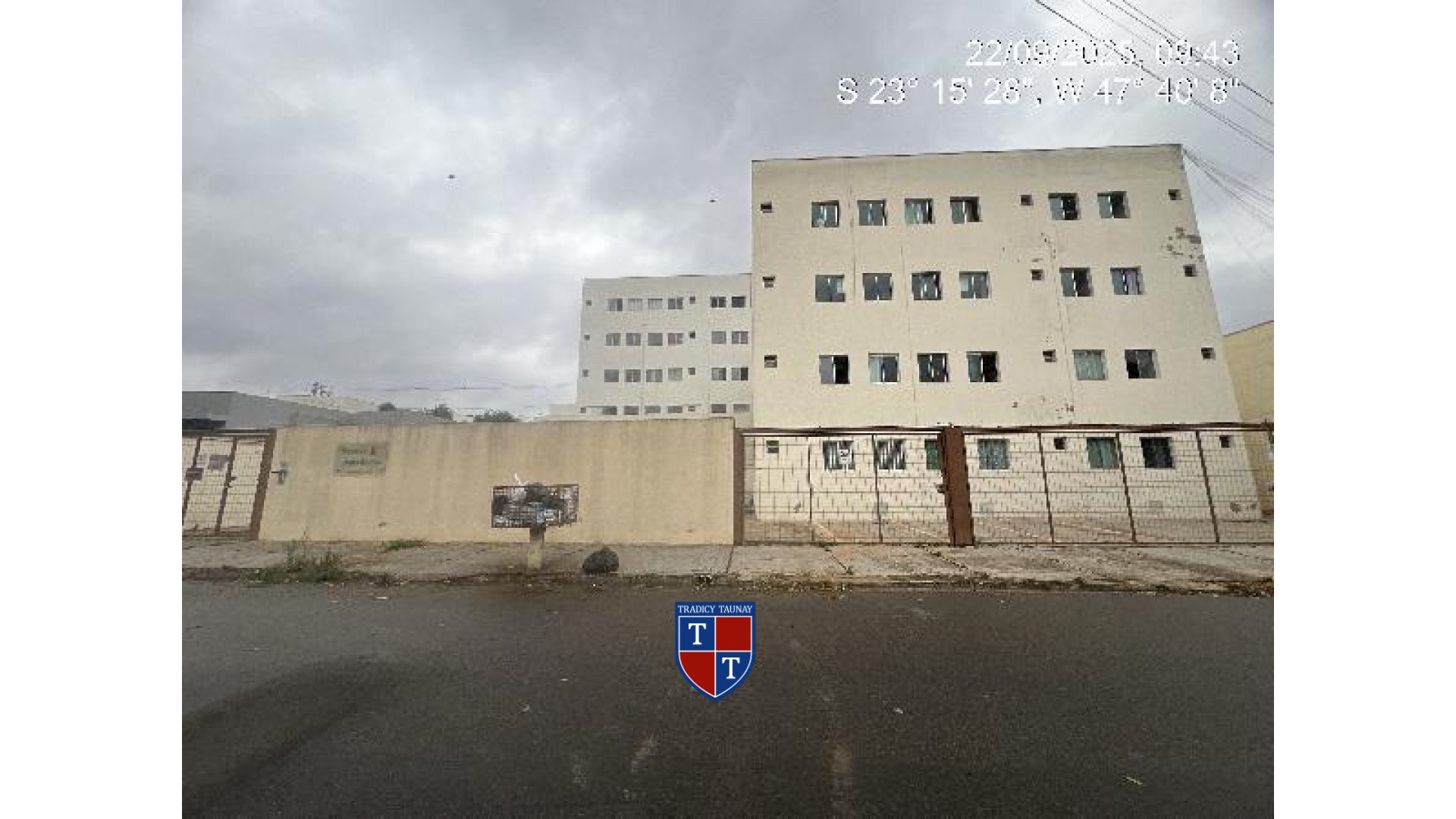 Foto 1 de APARTAMENTO em RESIDENCIAL AGUA BRANCA - Imóvel Retomado Caixa