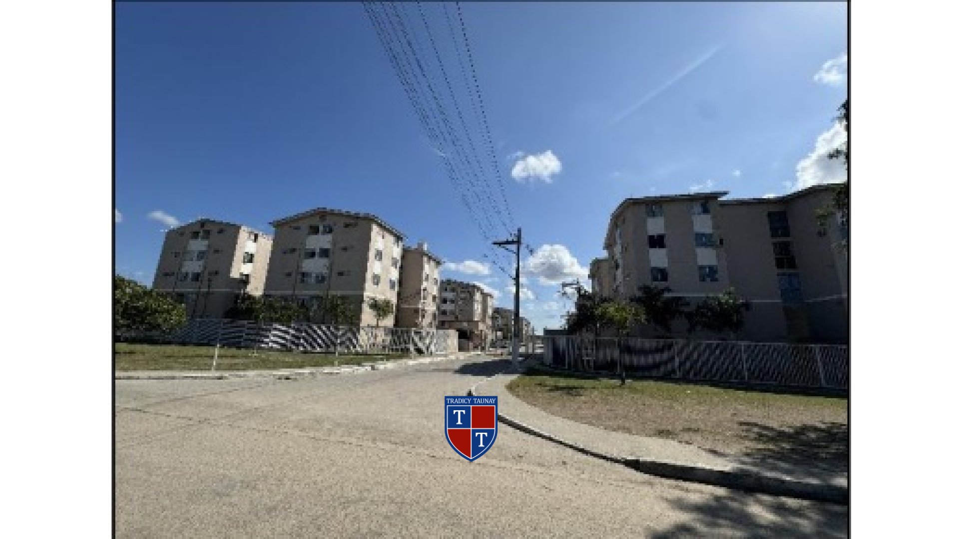 Foto 2 de APARTAMENTO em VENDA DAS PEDRAS - Imóvel Retomado Caixa