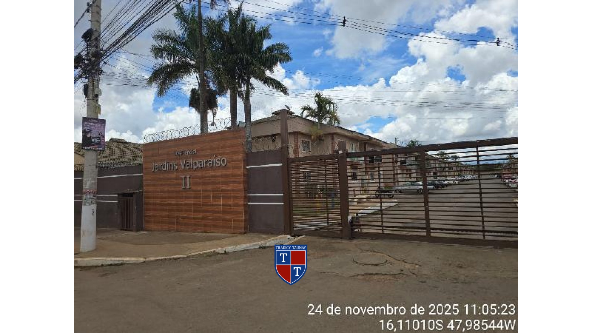 Foto 1 de APARTAMENTO em CHACARAS E MANSOES SANTA MARIA - Imóvel Retomado Caixa