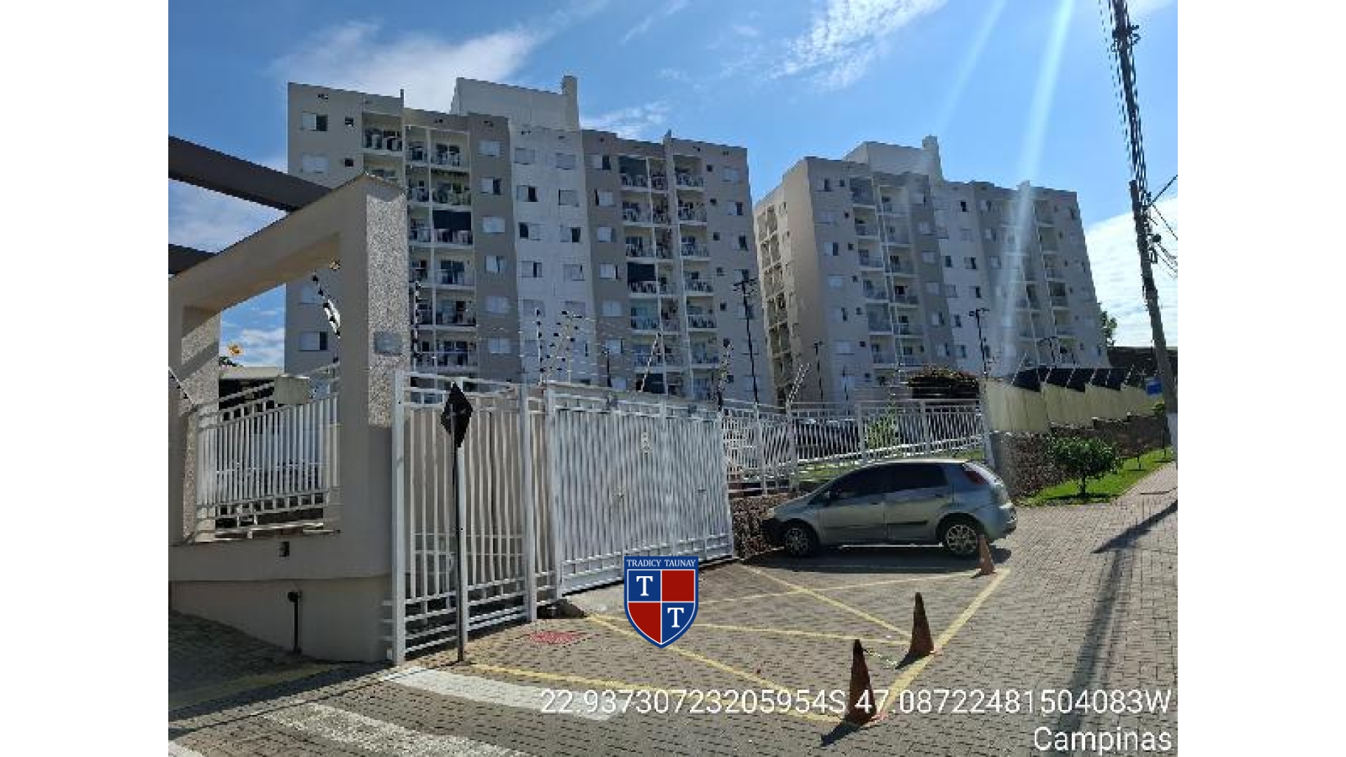 APARTAMENTO em JARDIM DO LAGO