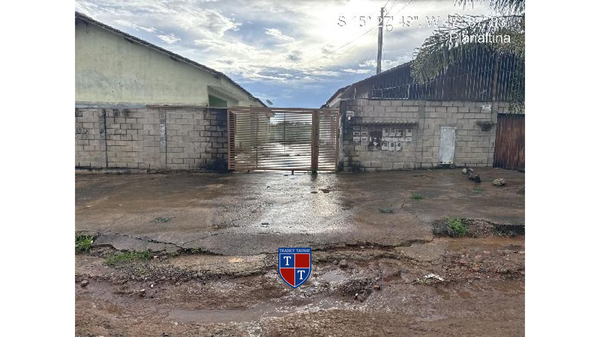 Foto 1 de CASA em SETOR SUL - Imóvel Retomado Caixa