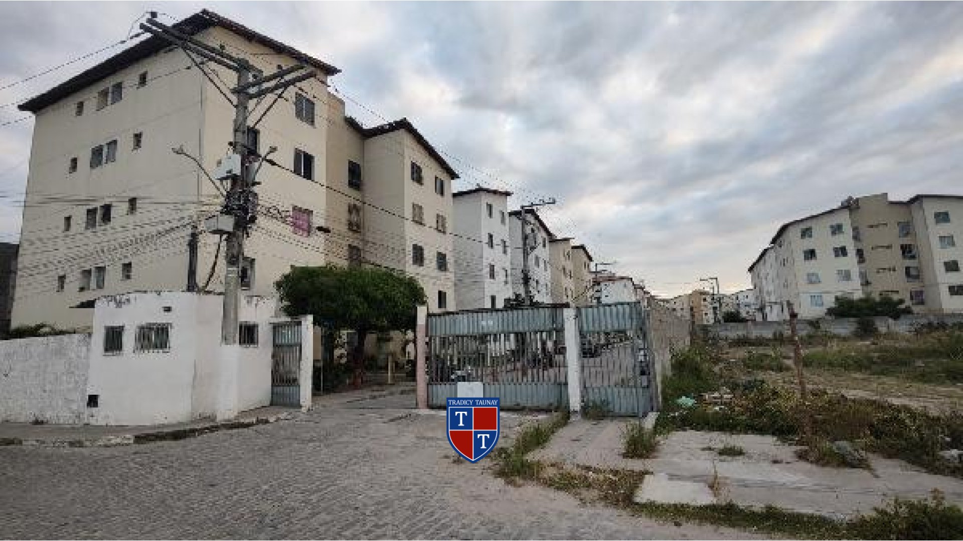 Foto 1 de APARTAMENTO em TOMBA - Imóvel Retomado Caixa