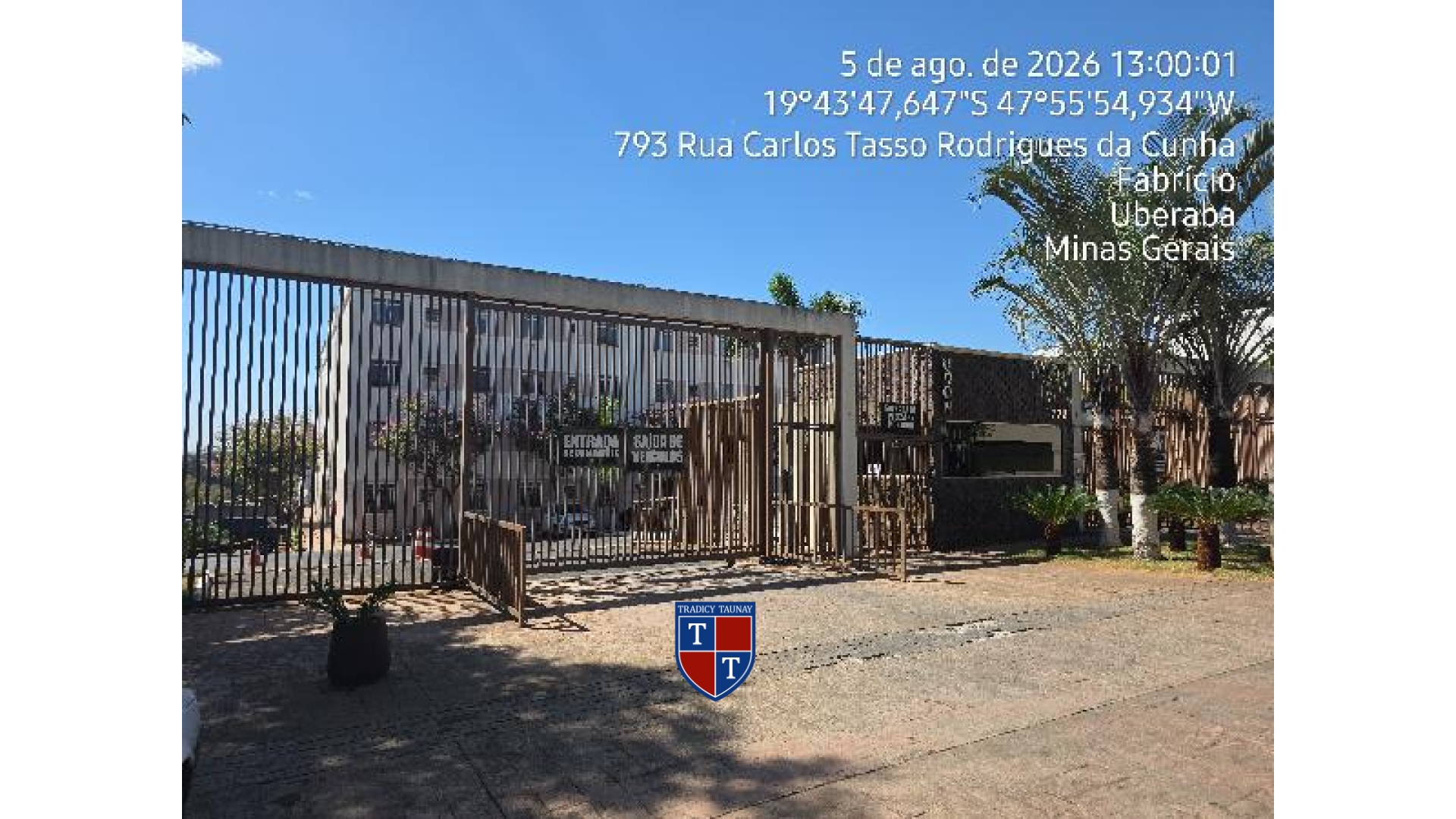 APARTAMENTO em FABRICIO