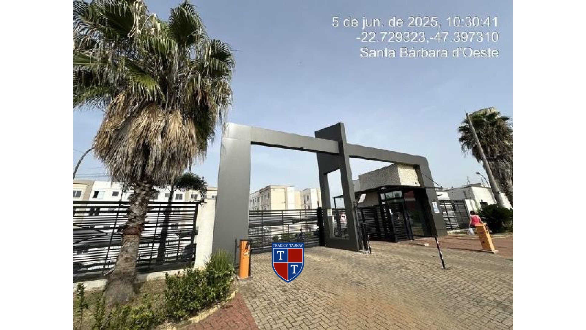 Foto 1 de APARTAMENTO em JARDIM DAS LARANJEIRAS - Imóvel Retomado Caixa