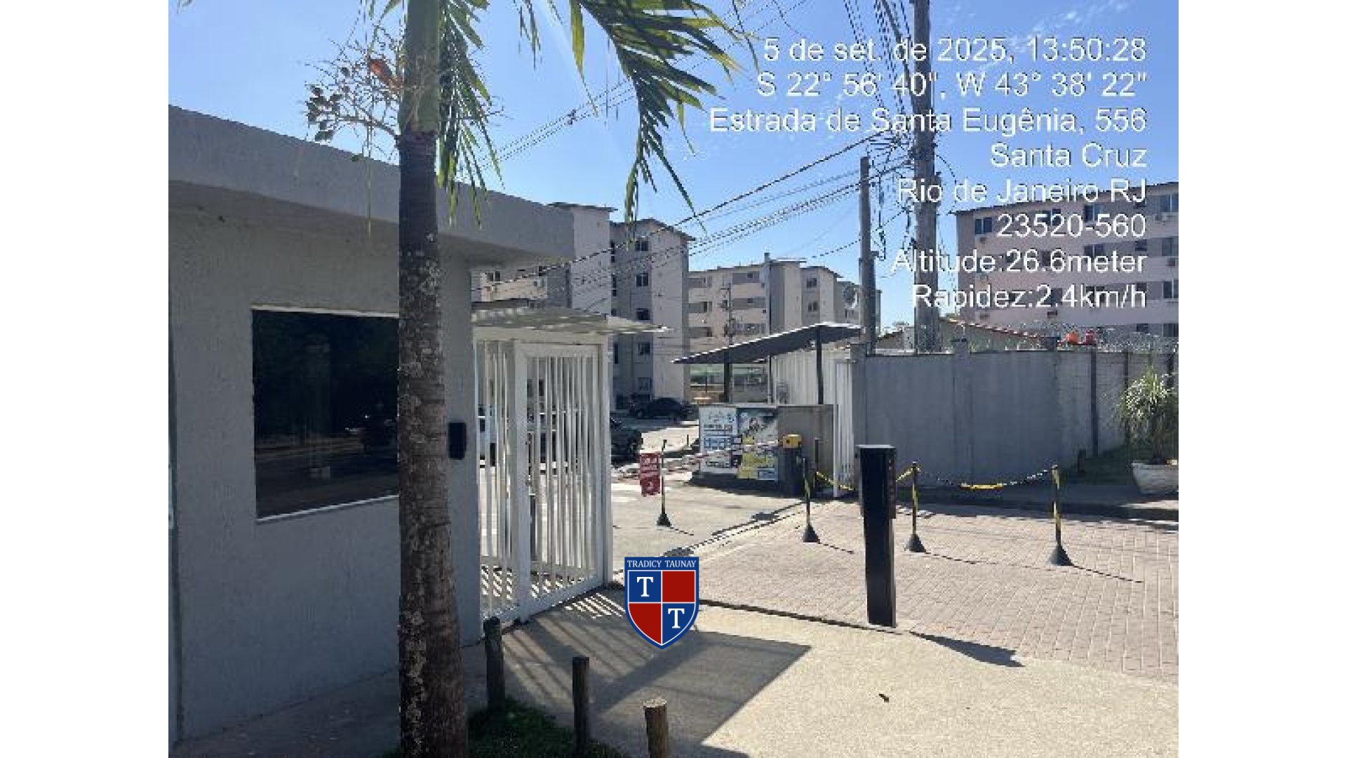 APARTAMENTO em SANTA CRUZ