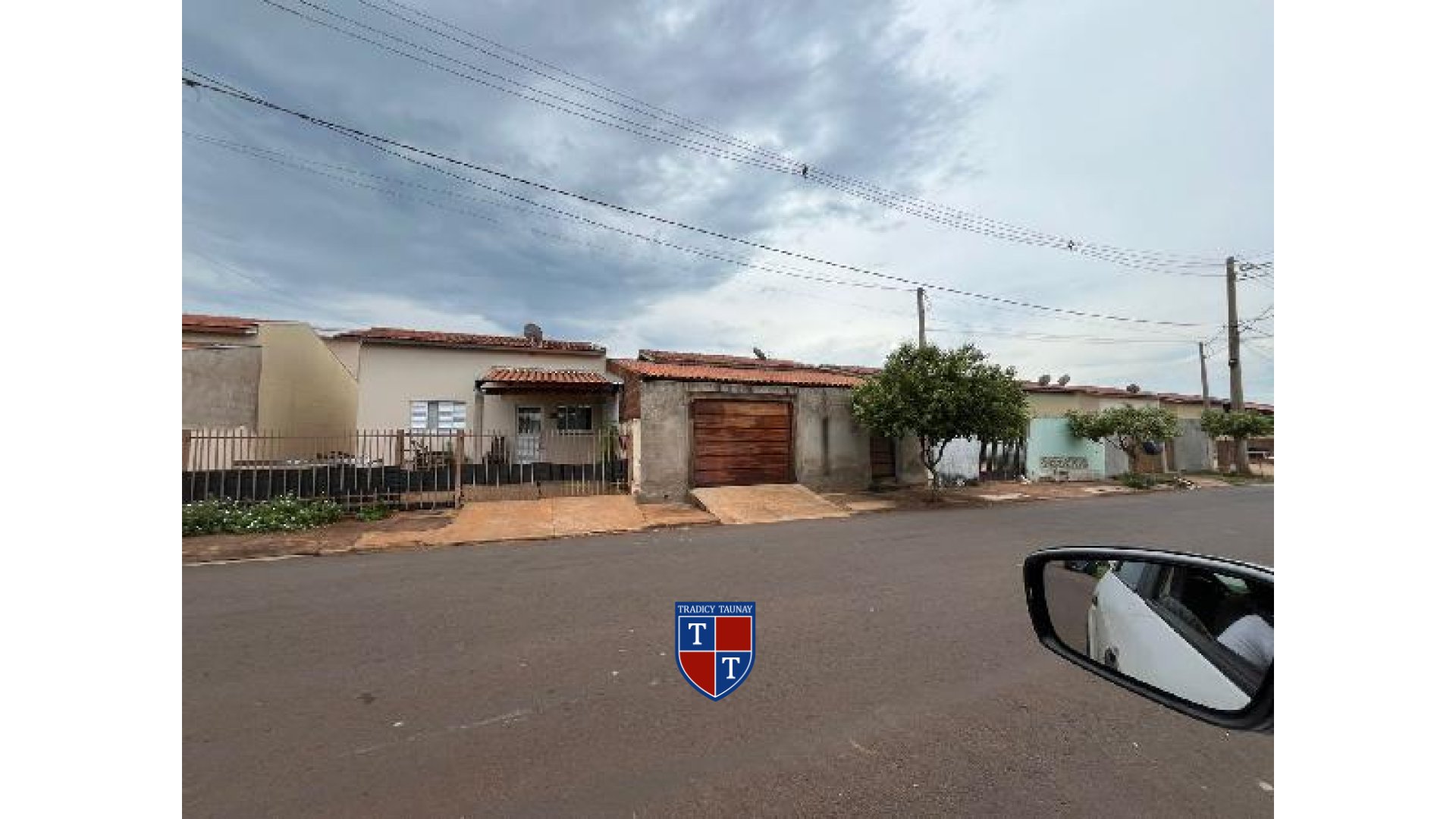 Foto 1 de CASA em RESIDENCIAL ALTO DAS PAINEIRAS - Imóvel Retomado Caixa
