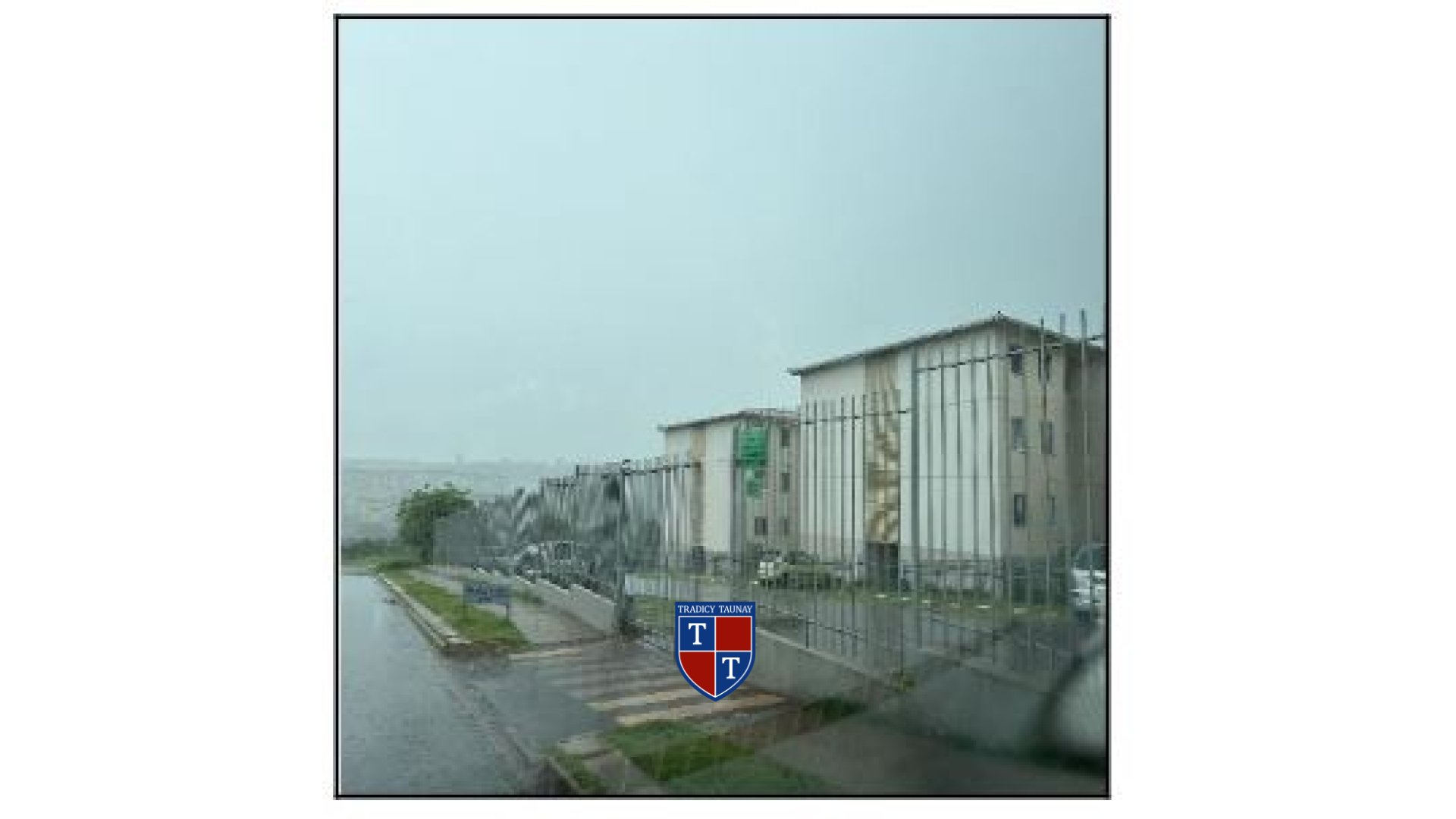Foto 1 de APARTAMENTO em FLORESTA - Imóvel Retomado Caixa