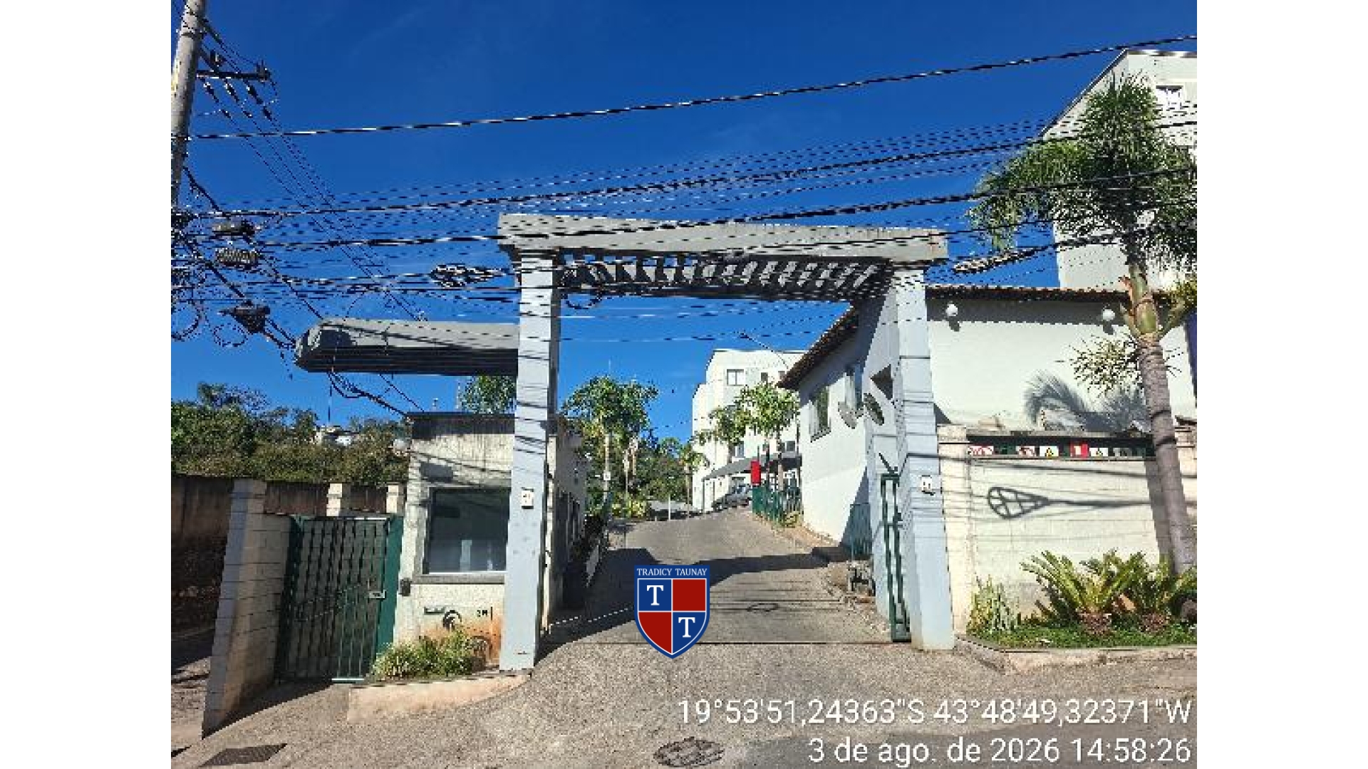 APARTAMENTO em FOGO APAGOU