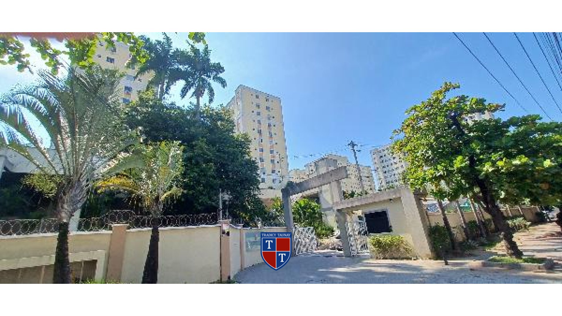 APARTAMENTO em COLEGIO