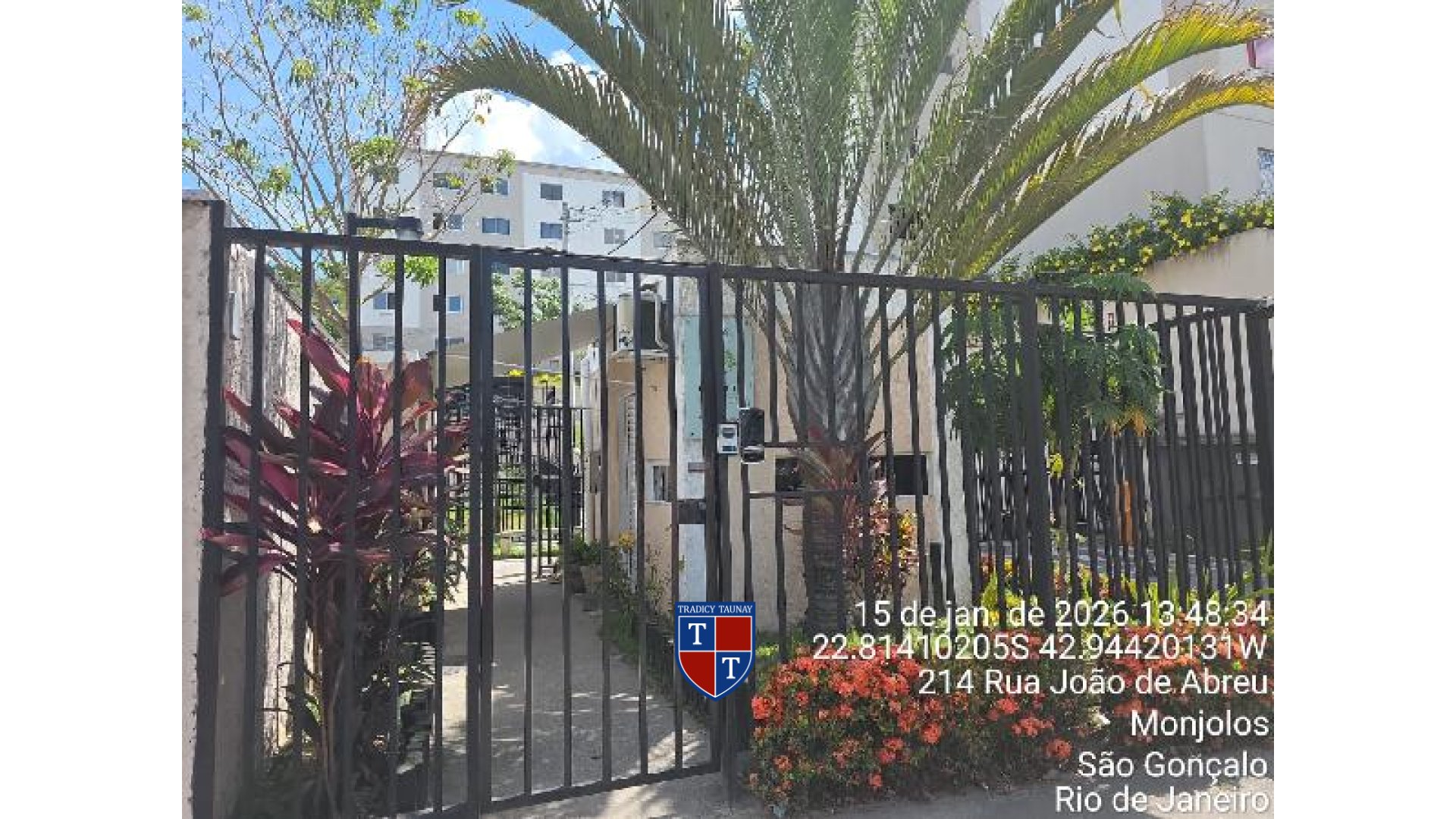 Foto 1 de APARTAMENTO em MONJOLOS - Imóvel Retomado Caixa