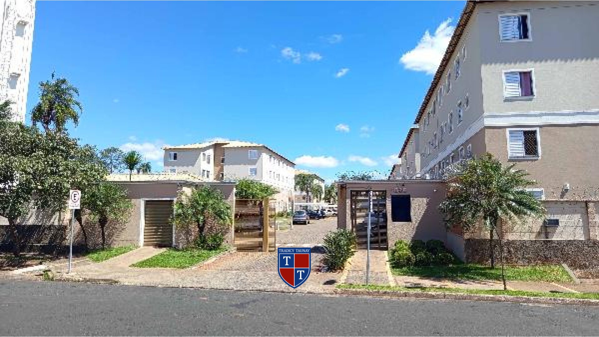 Foto 1 de APARTAMENTO em JARDIM HOLANDA - Imóvel Retomado Caixa