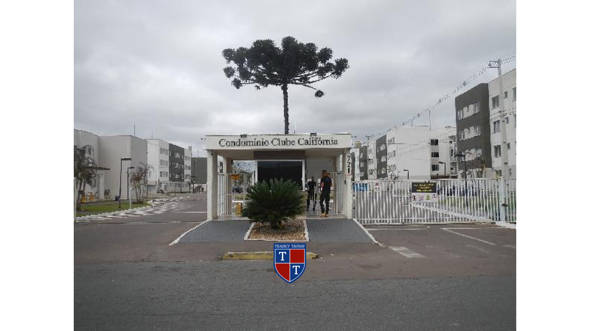 Foto 1 de APARTAMENTO em JARDIM ITAQUI - Imóvel Retomado Caixa