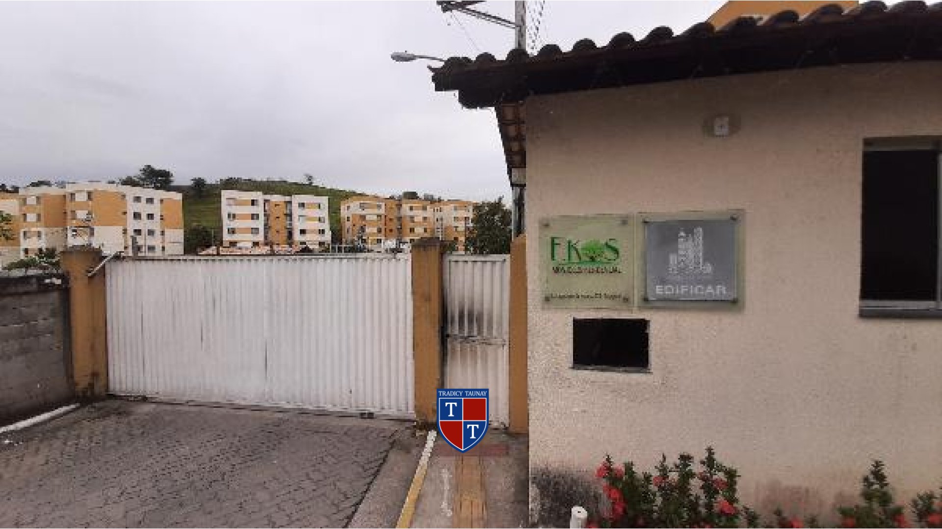 Foto 1 de APARTAMENTO em MONJOLOS - Imóvel Retomado Caixa