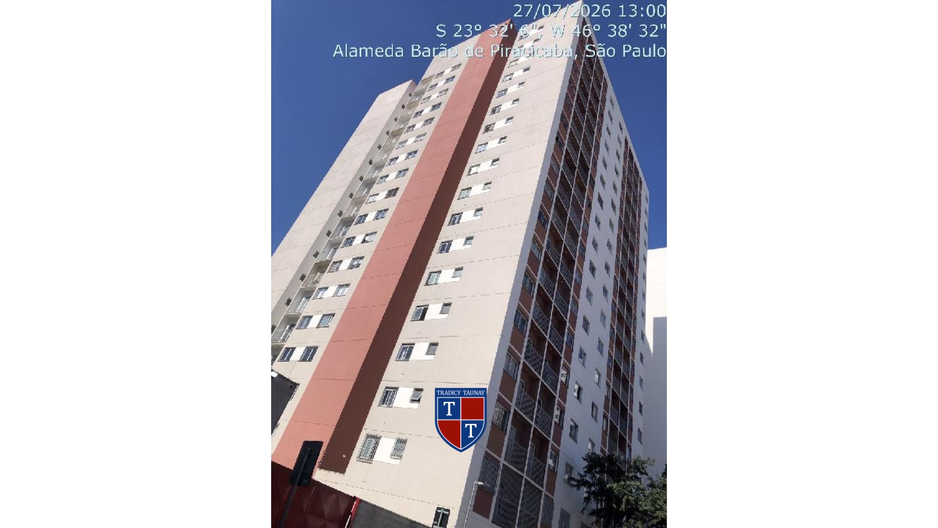 APARTAMENTO em CAMPOS ELISEOS