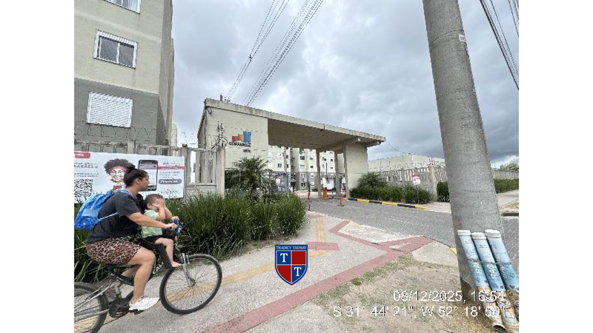 Foto 1 de APARTAMENTO em AREAL - Imóvel Retomado Caixa