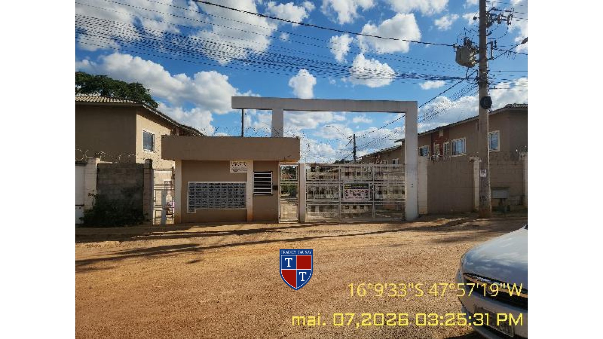 APARTAMENTO em PARQUE ESTRELA DALVA IX