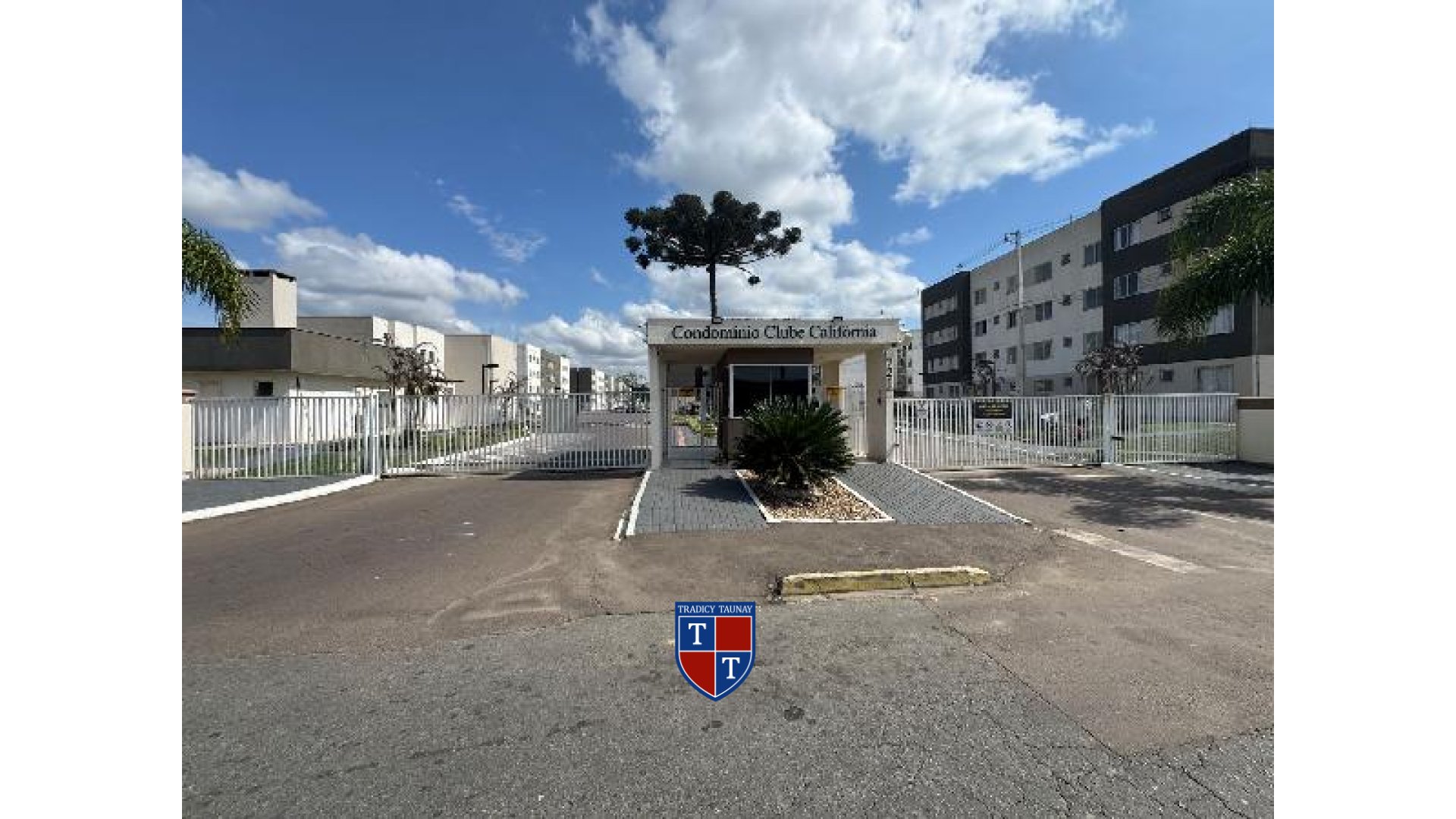 Foto 1 de APARTAMENTO em JARDIM ITAQUI - Imóvel Retomado Caixa