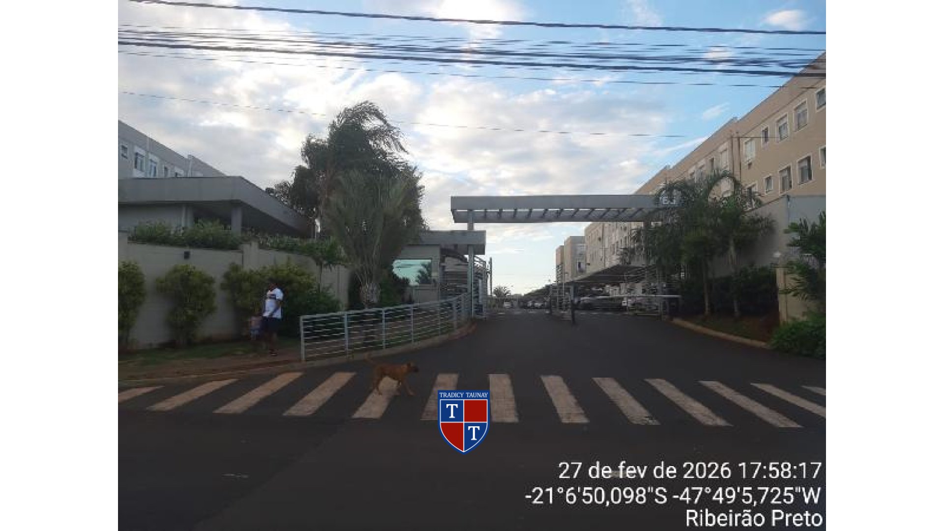 Foto 1 de APARTAMENTO em JARDIM HEITOR RIGON - Imóvel Retomado Caixa