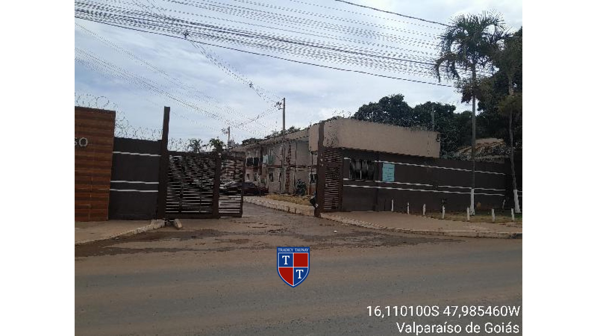 Foto 1 de APARTAMENTO em CHACARAS E MANSOES SANTA MARIA - Imóvel Retomado Caixa