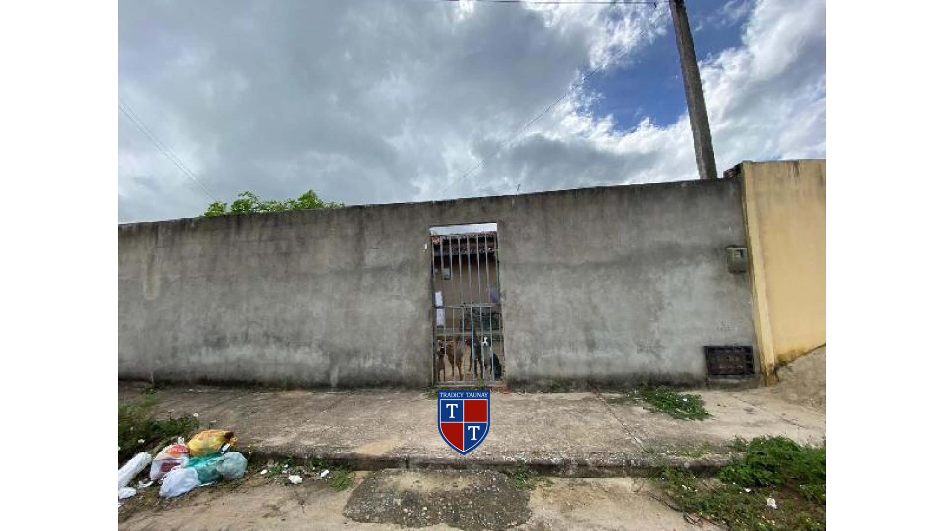 Foto 1 de CASA em PAU BRASIL - Imóvel Retomado Caixa