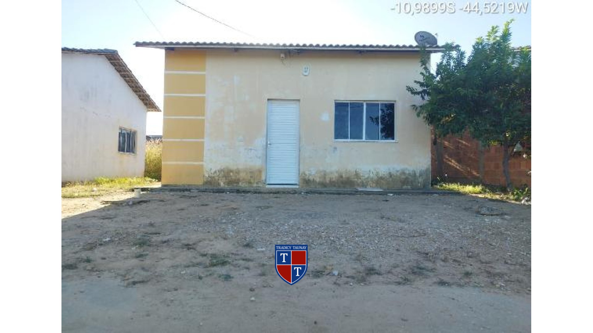 Foto 1 de CASA em SAMAMBAIA - Imóvel Retomado Caixa