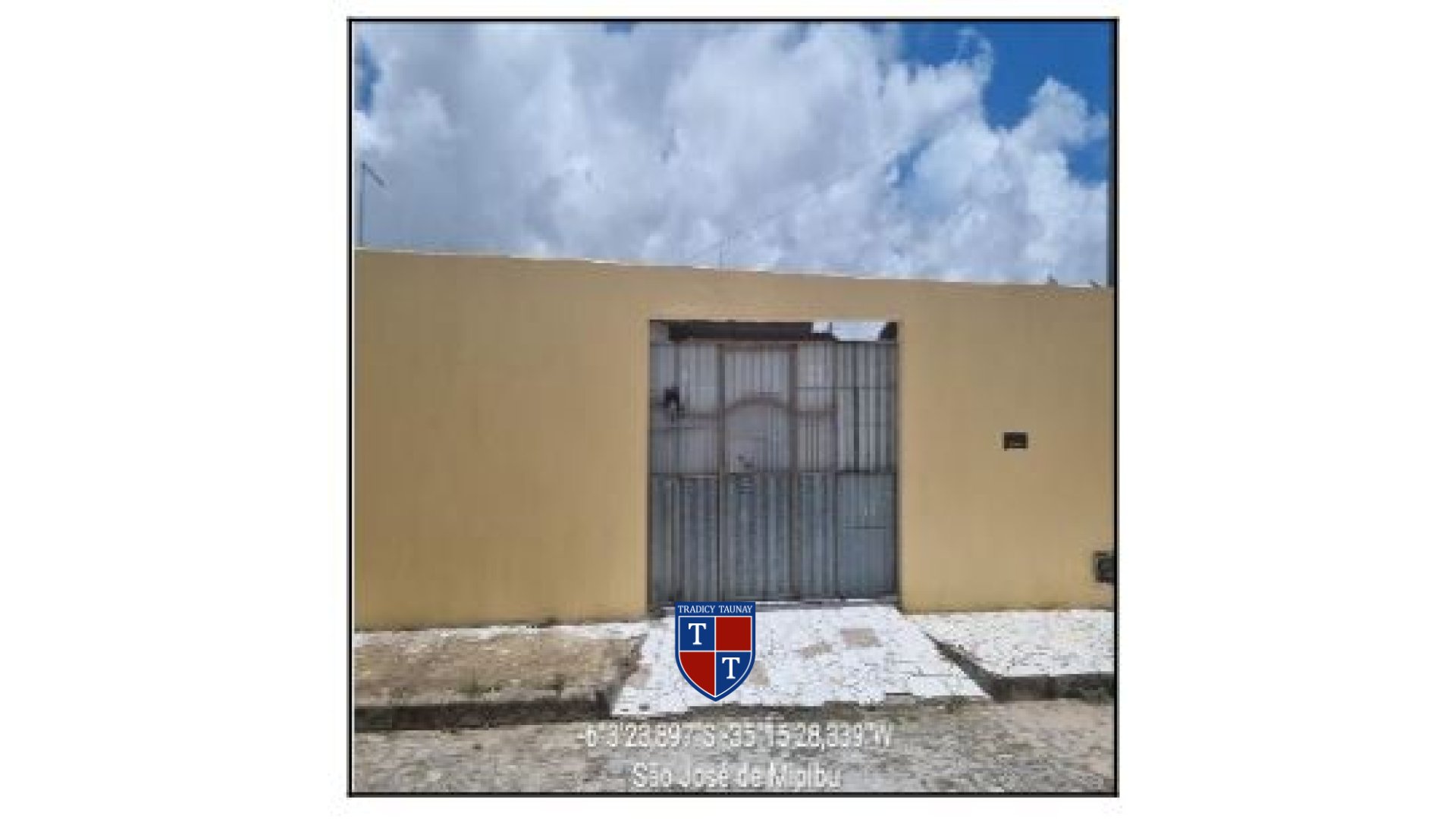 Foto 1 de CASA em PAU BRASIL - Imóvel Retomado Caixa
