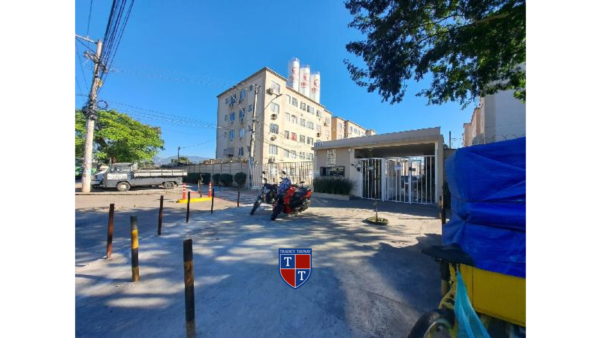 APARTAMENTO em PAVUNA