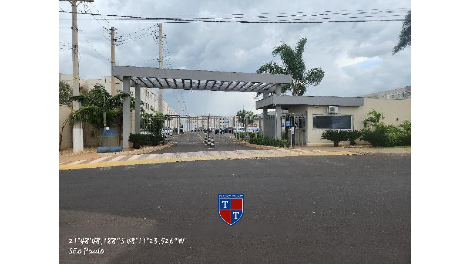 Foto 1 de APARTAMENTO em CAMPOS VILLE - Imóvel Retomado Caixa