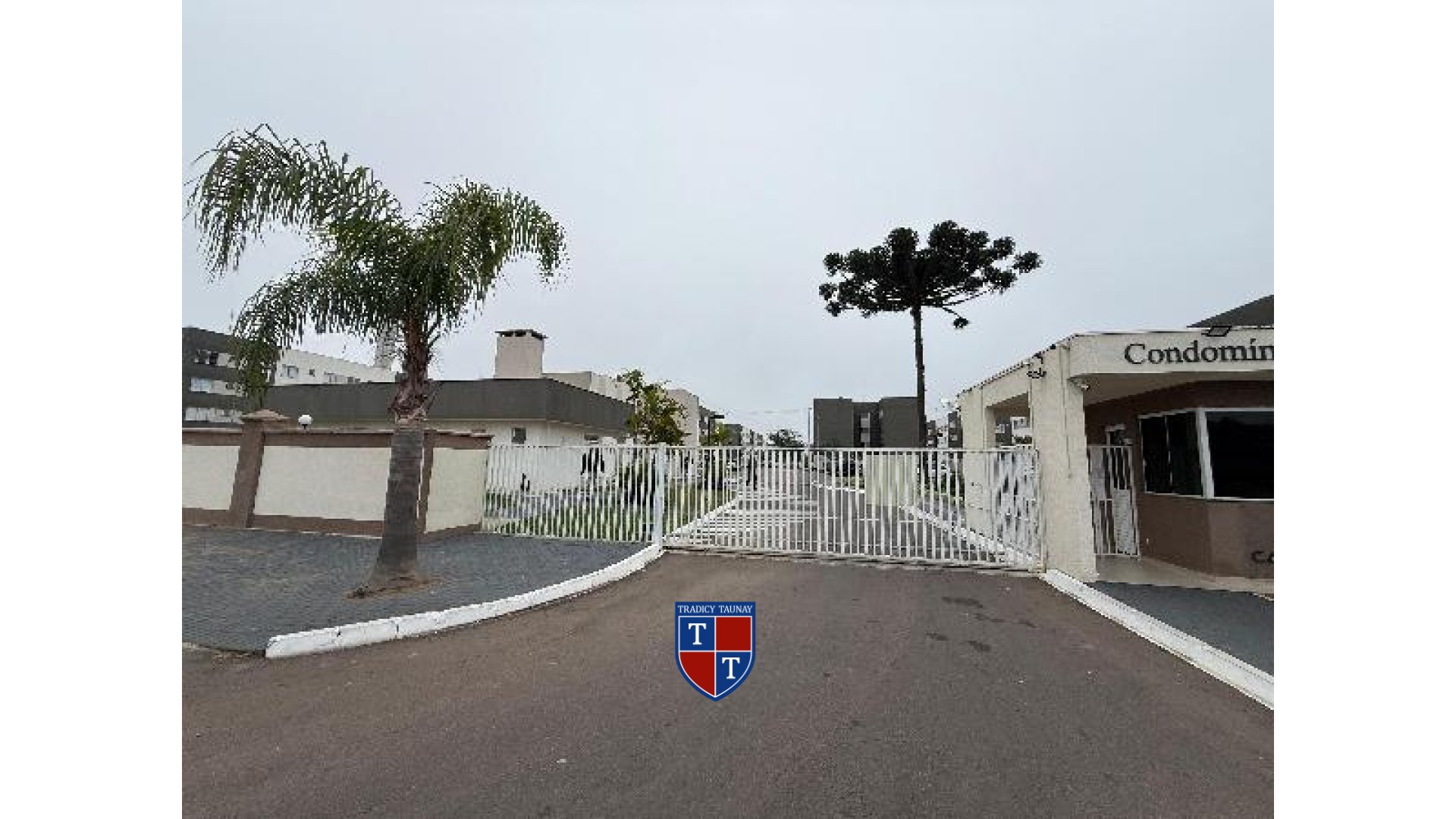 Foto 1 de APARTAMENTO em JARDIM ITAQUI - Imóvel Retomado Caixa