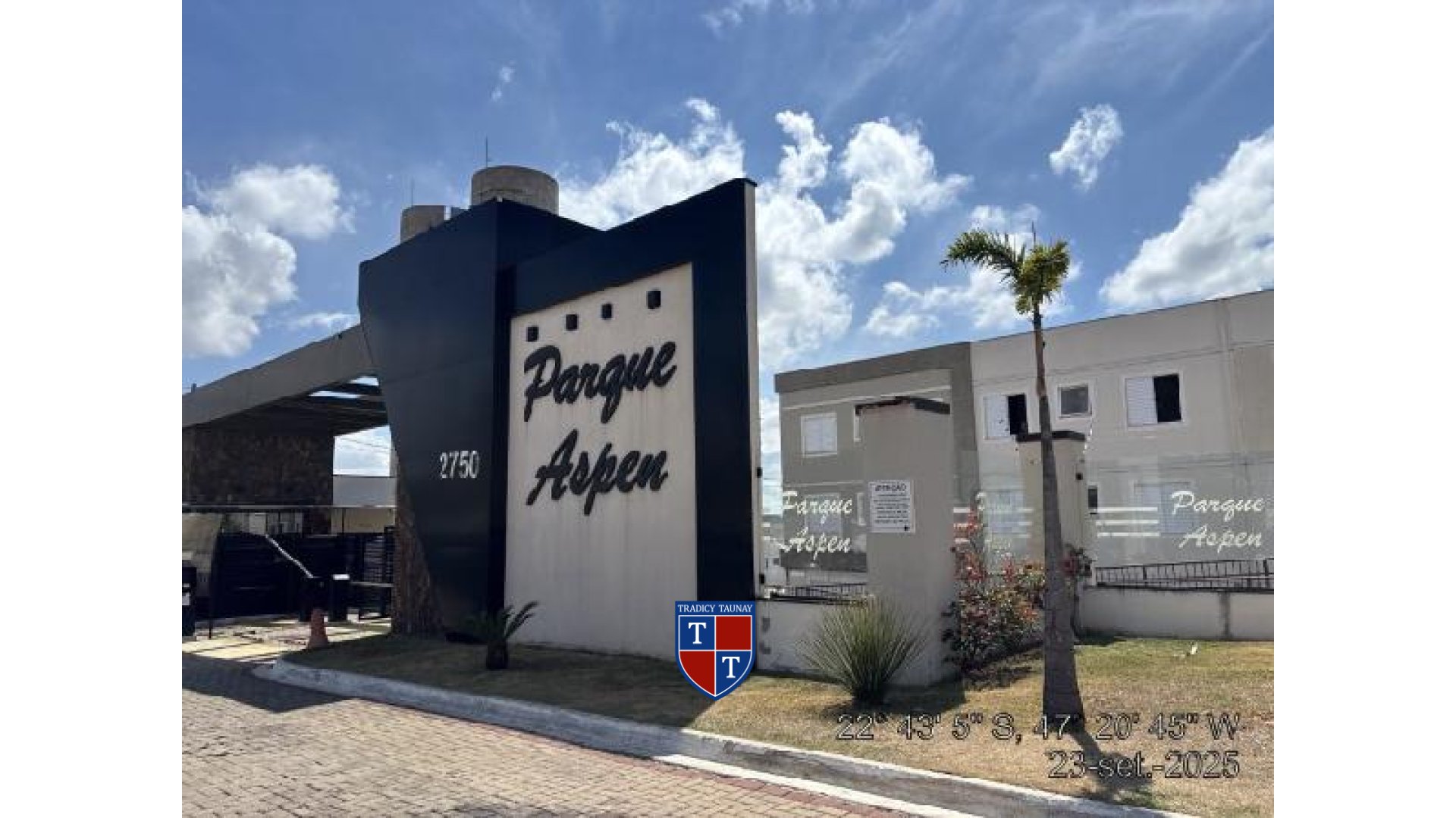 Foto 1 de APARTAMENTO em FAZENDA SAO DOMINGOS - Imóvel Retomado Caixa